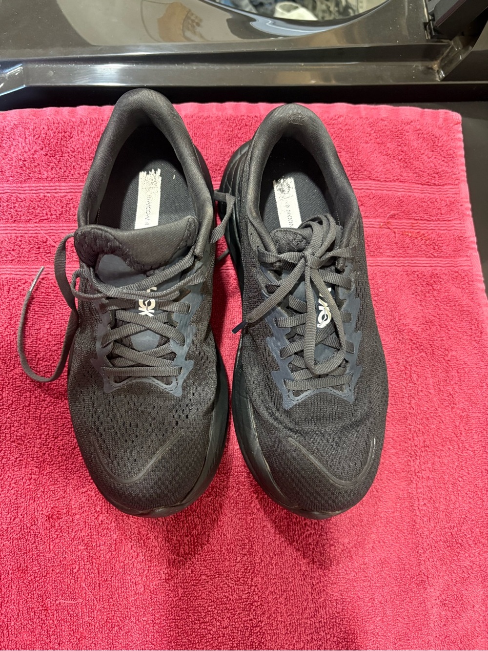 HOKA Women’s Rincon 4 All-Black Lightweight Running Shoes - Picture 3 of 3